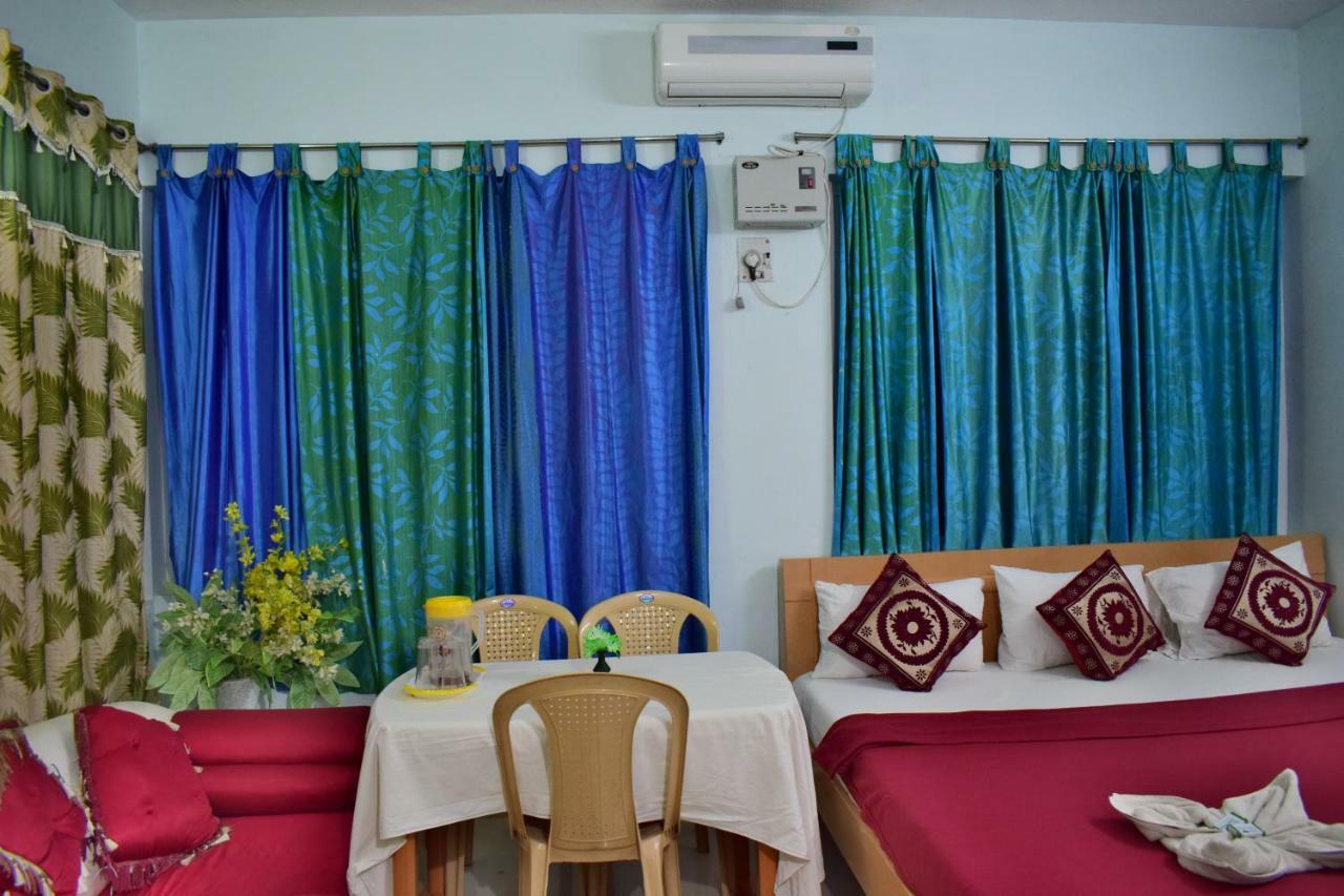 Hotel Kozee Kaves à Yelagiri Extérieur photo