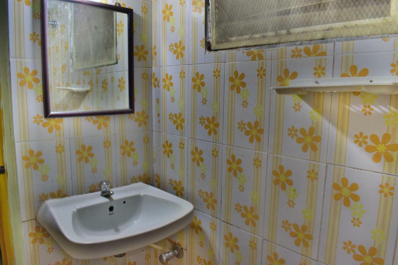 Hotel Kozee Kaves à Yelagiri Extérieur photo